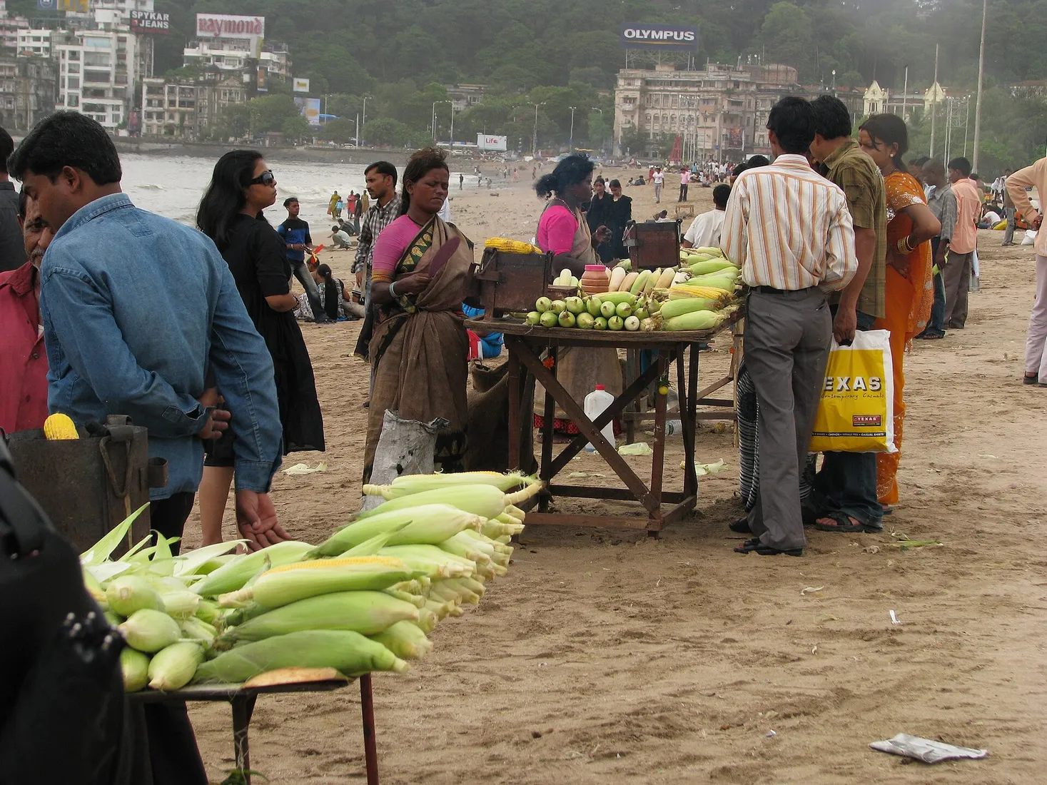 Girgaon Chowpatty — photograph 1
