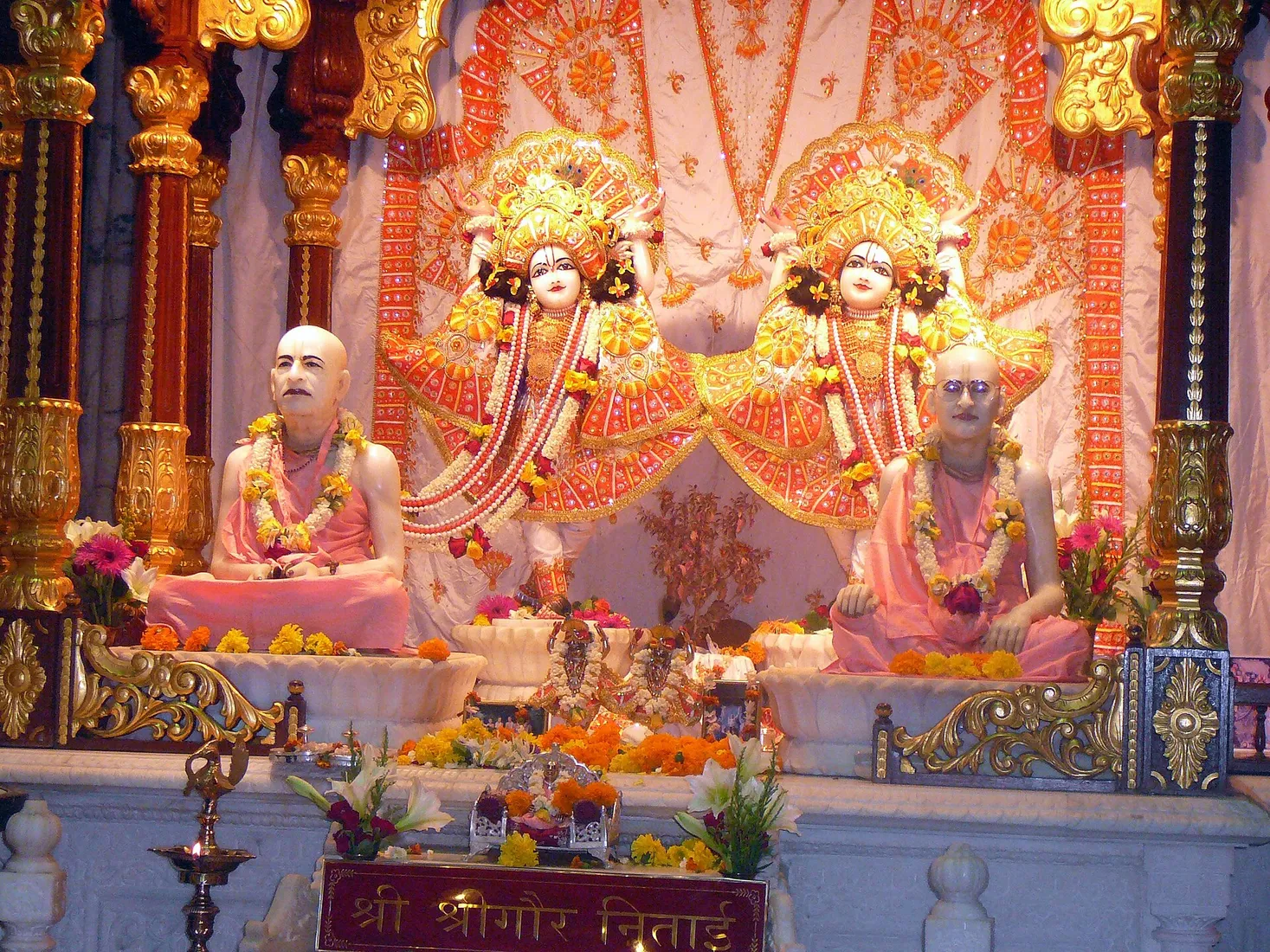 ISKCON Temple (Hare Krishna) — photograph 2