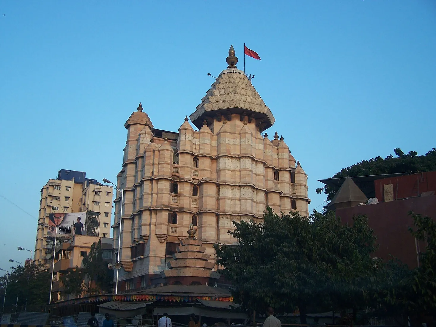 Shree Siddhivinayak Temple — photograph 2