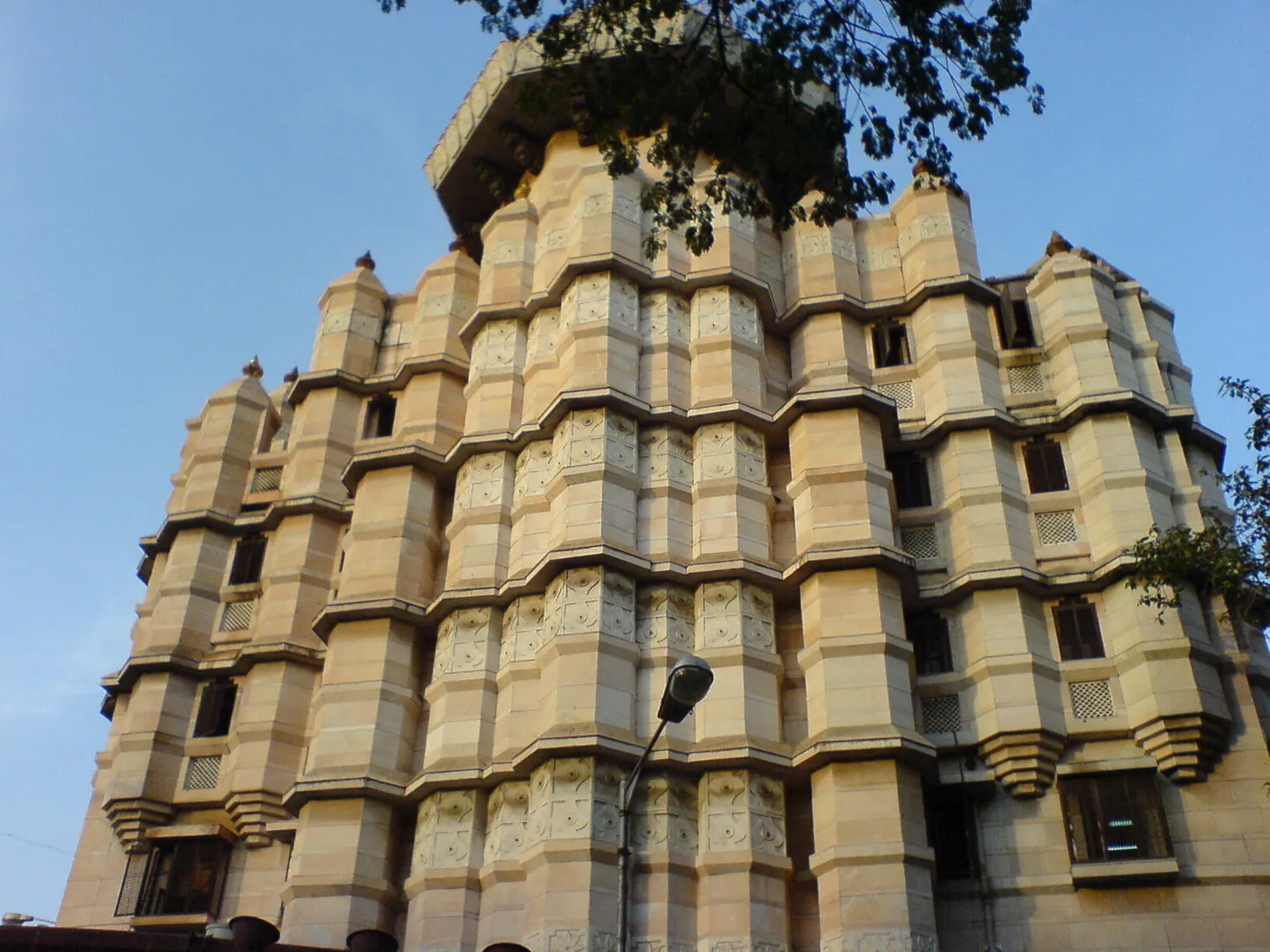 Shree Siddhivinayak Temple — photograph 3